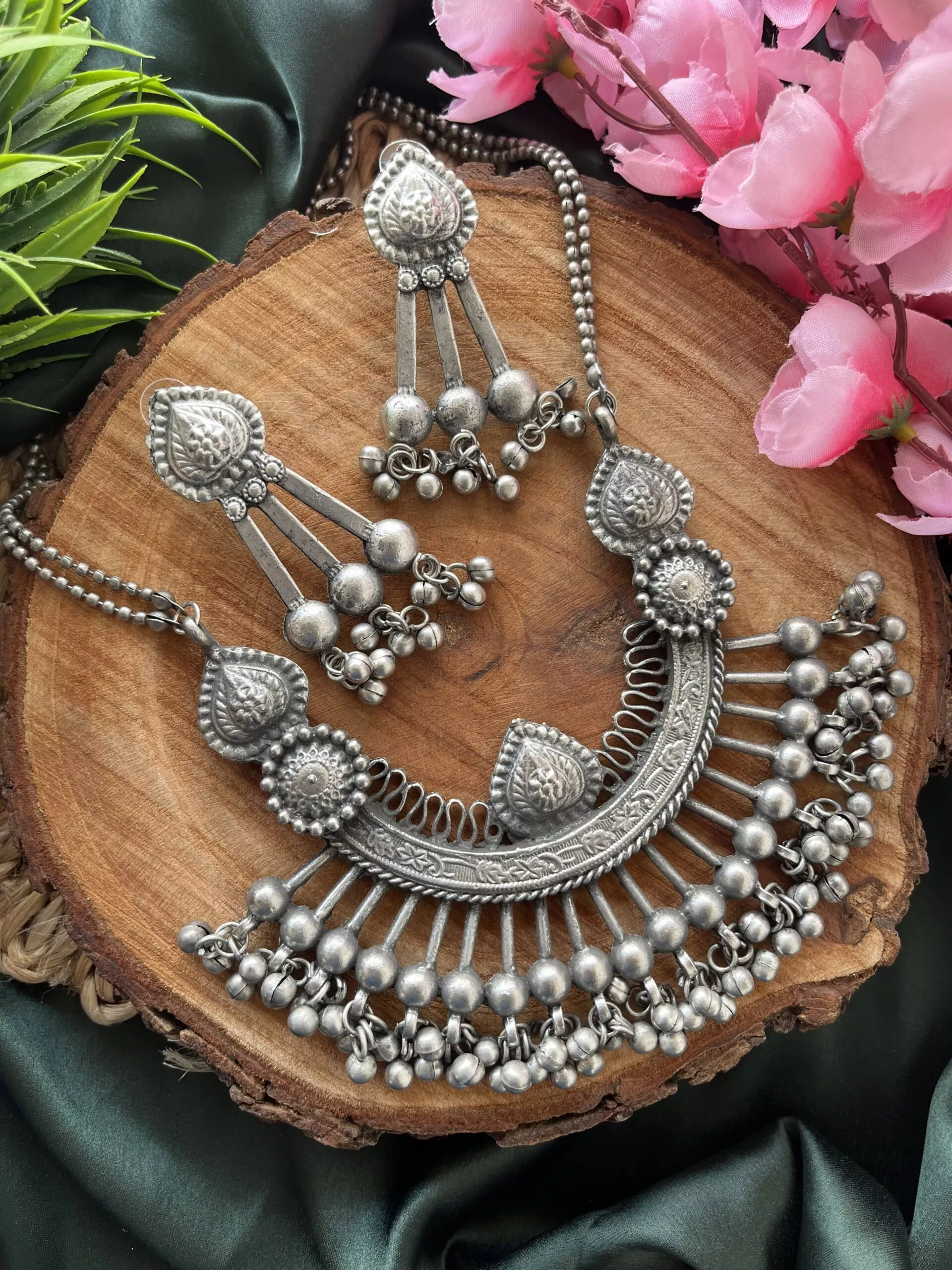 Kaynat Necklace Kaynat Necklace