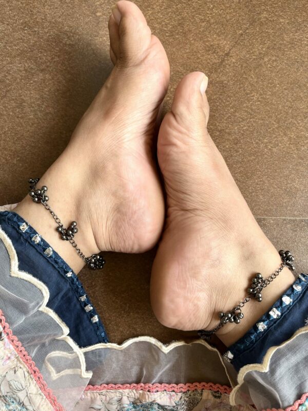 Black sleek anklets