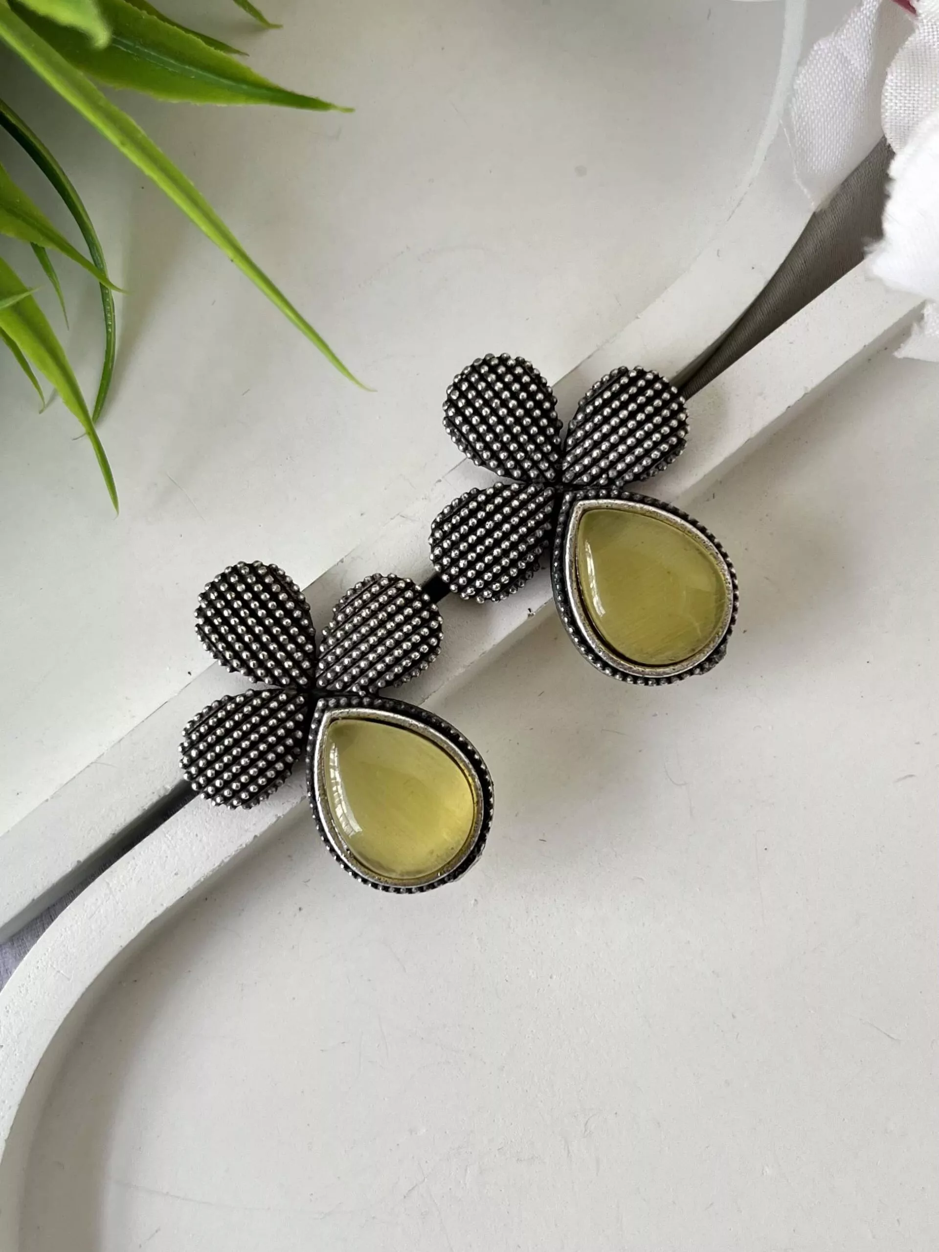 Phillauri Brass Earrings Yellow Phillauri Brass Earrings Yellow