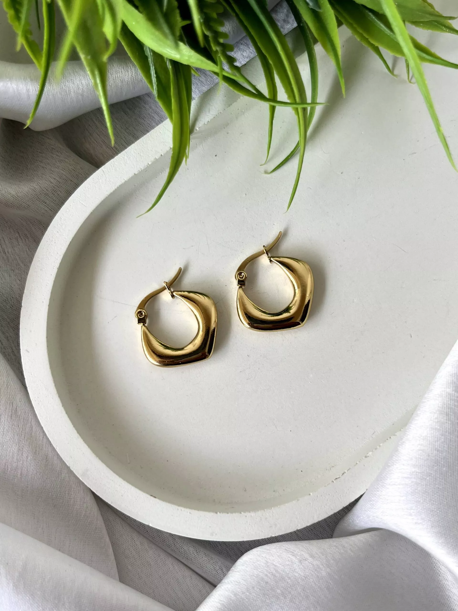 Ela Anti Tarnish Earrings Ela Anti Tarnish Earrings