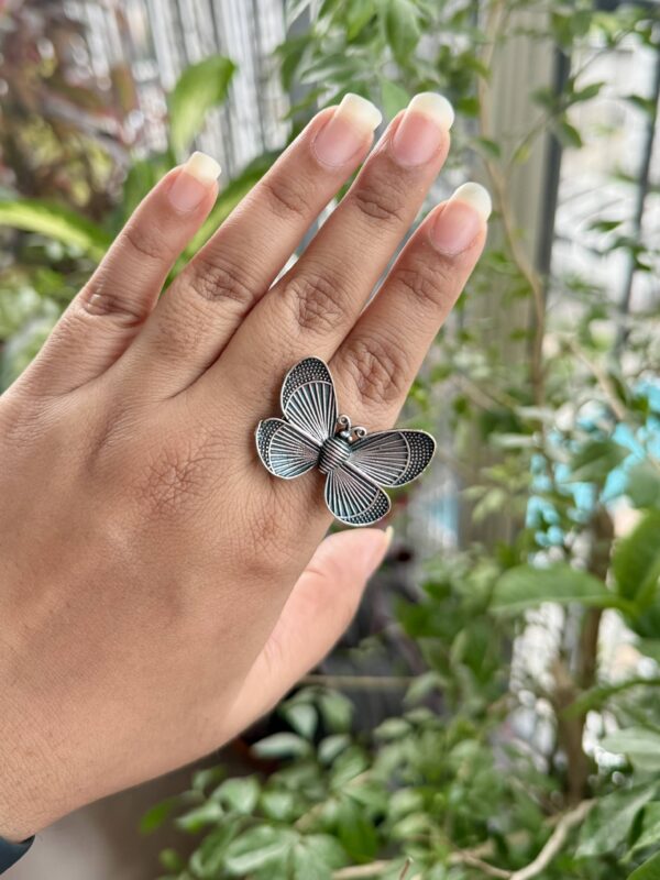 Titli Brass Ring